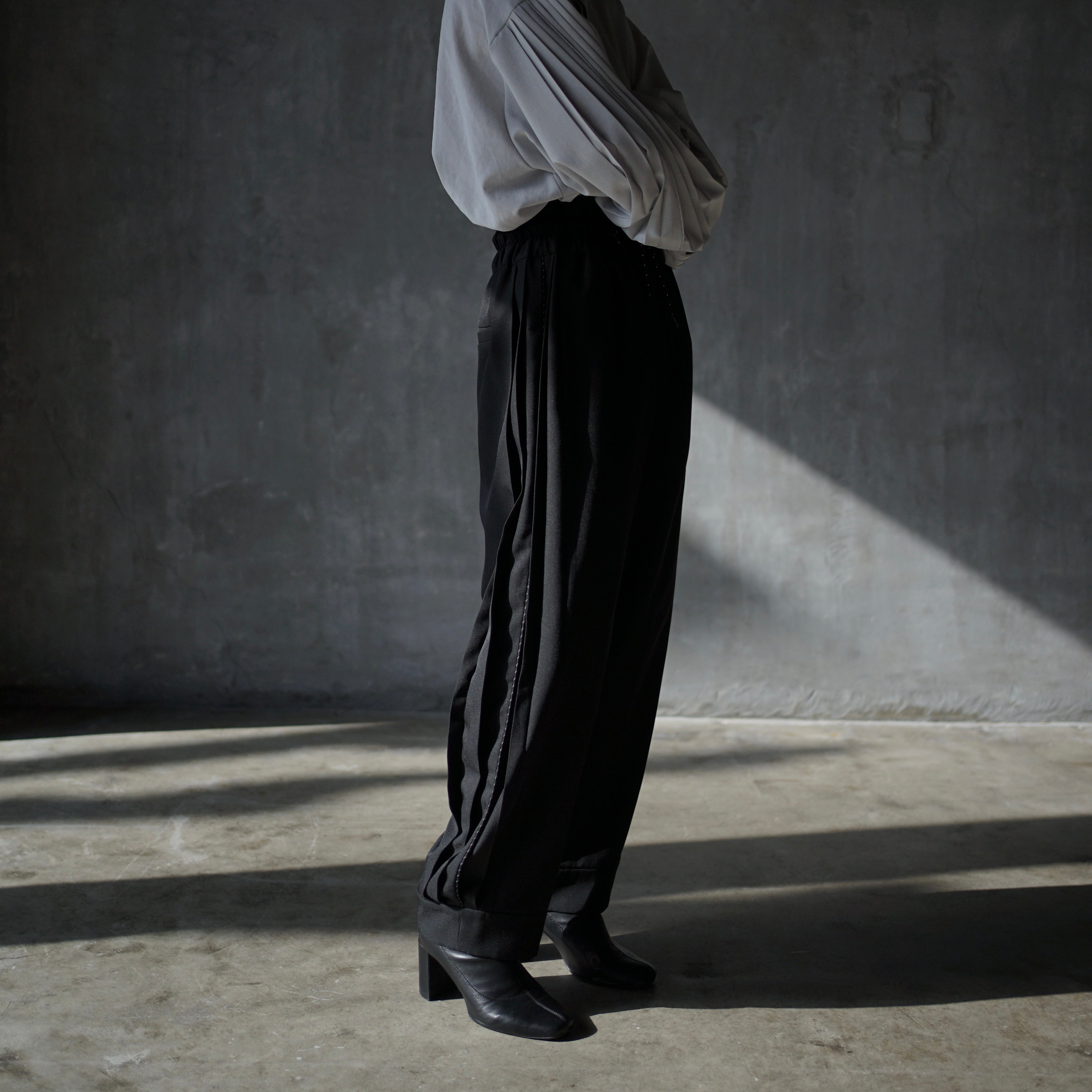 Polyester Linon pleated track pants – 服屋 itochi