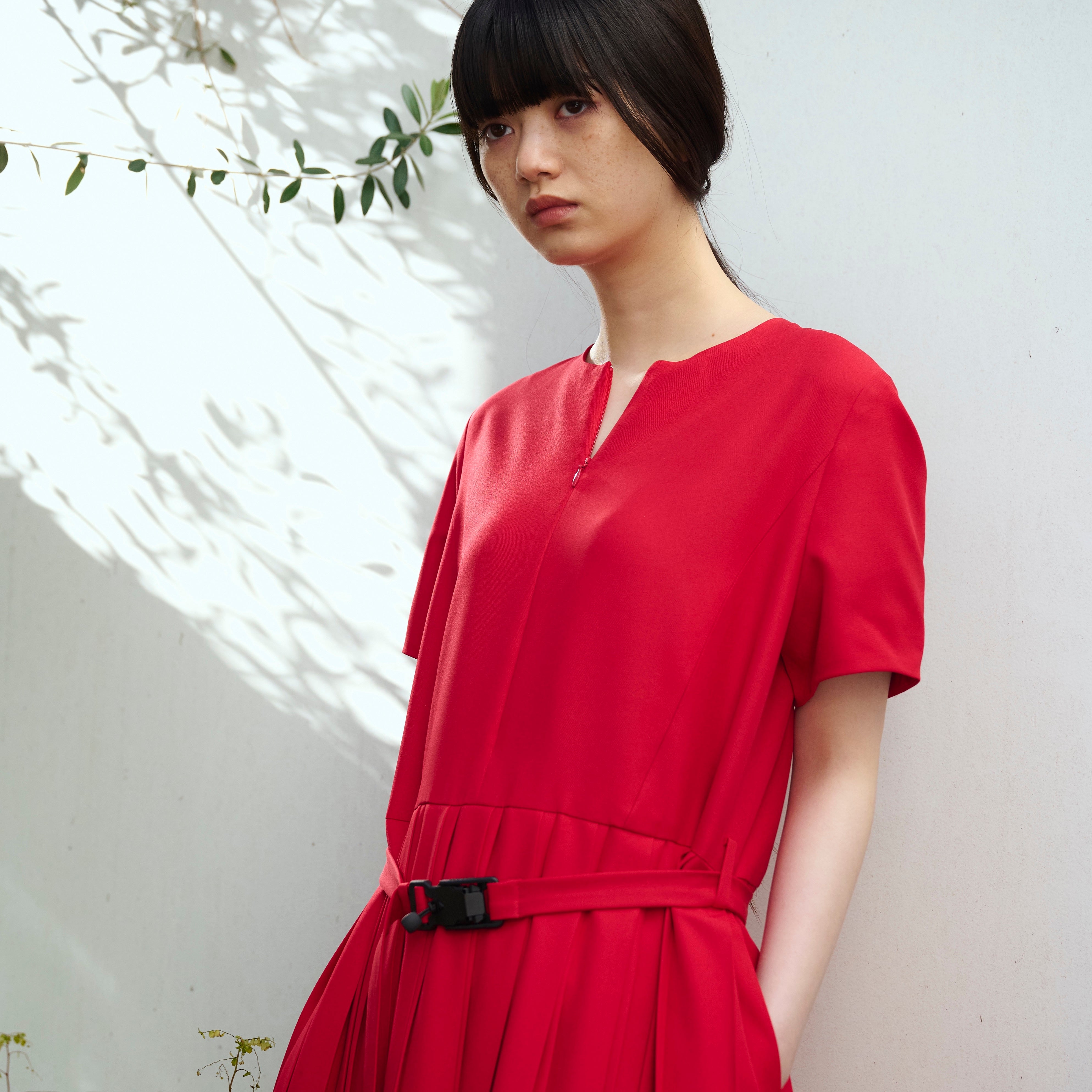 Polyester Linon Rounded Shape Pleated Onepiece – 服屋 itochi