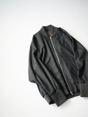 【itochi】プリーツジャケット　※オンライン完売品 itochi / イトチ公式オンラインストア – itochi 公式オンラインストア