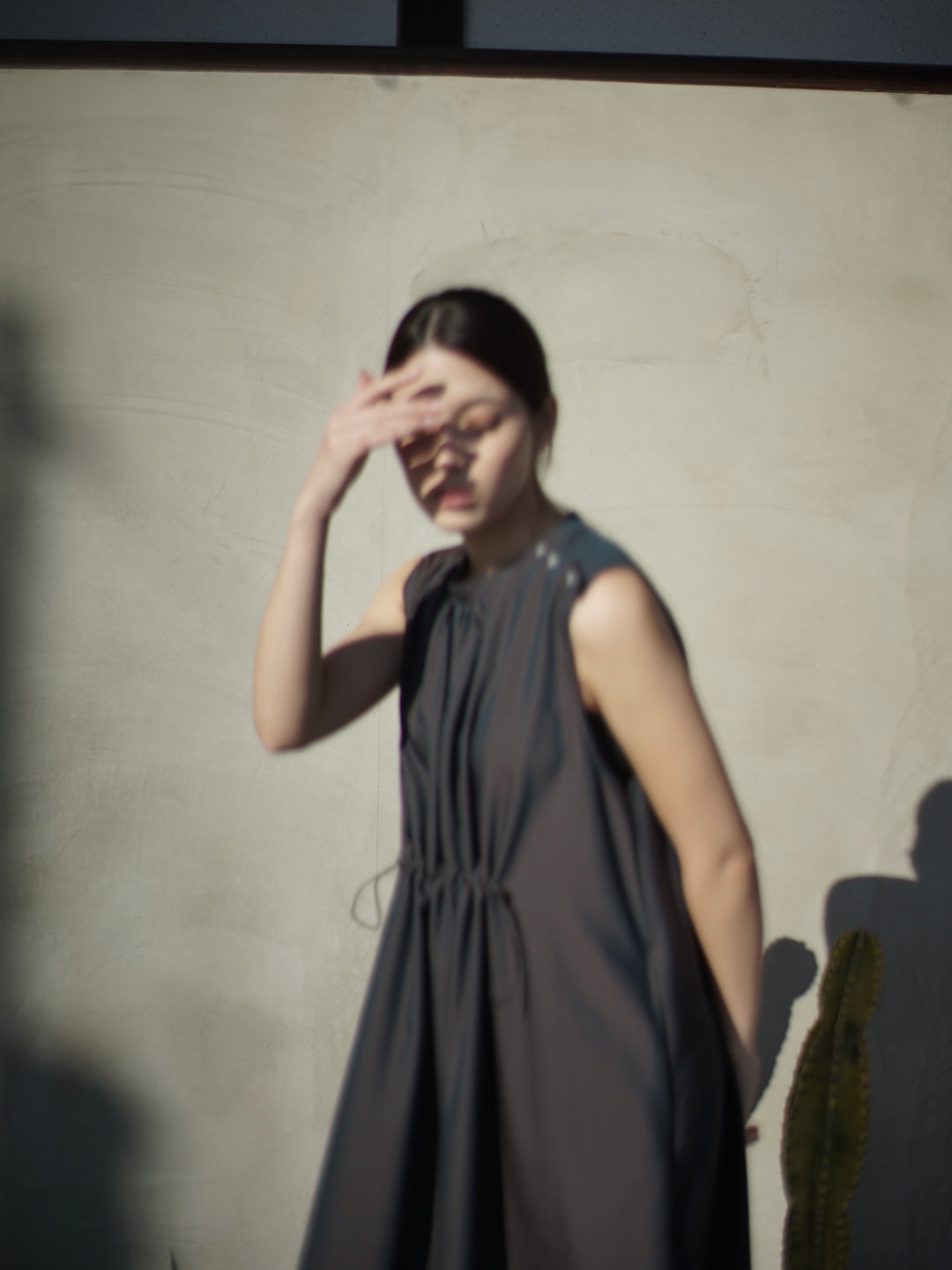 Pre-order] Wool & Kid mohair Tropical gathered sleeveless dress 