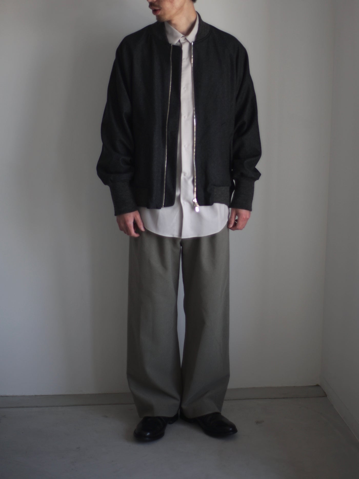 [Pre-order] Float furano minimalistic bomber jacket