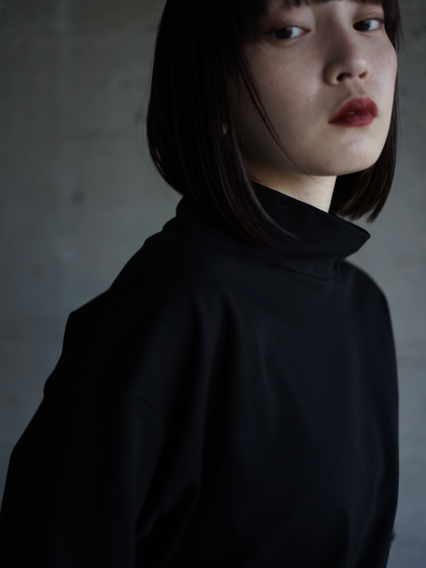 Suvin cotton smooth mock neck half sleeves pullover shirt