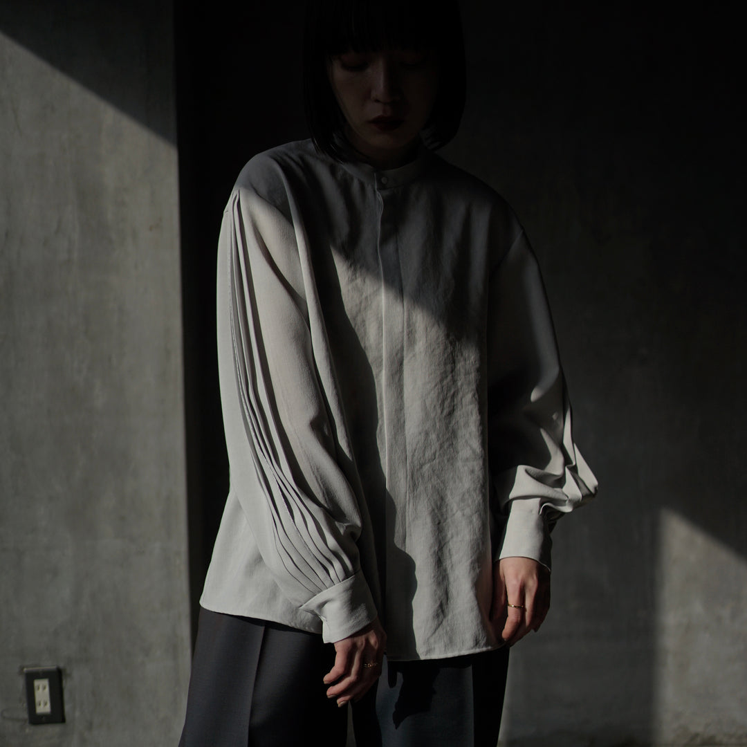 Polyester voile pleated sleeve blouse – itochi Online store