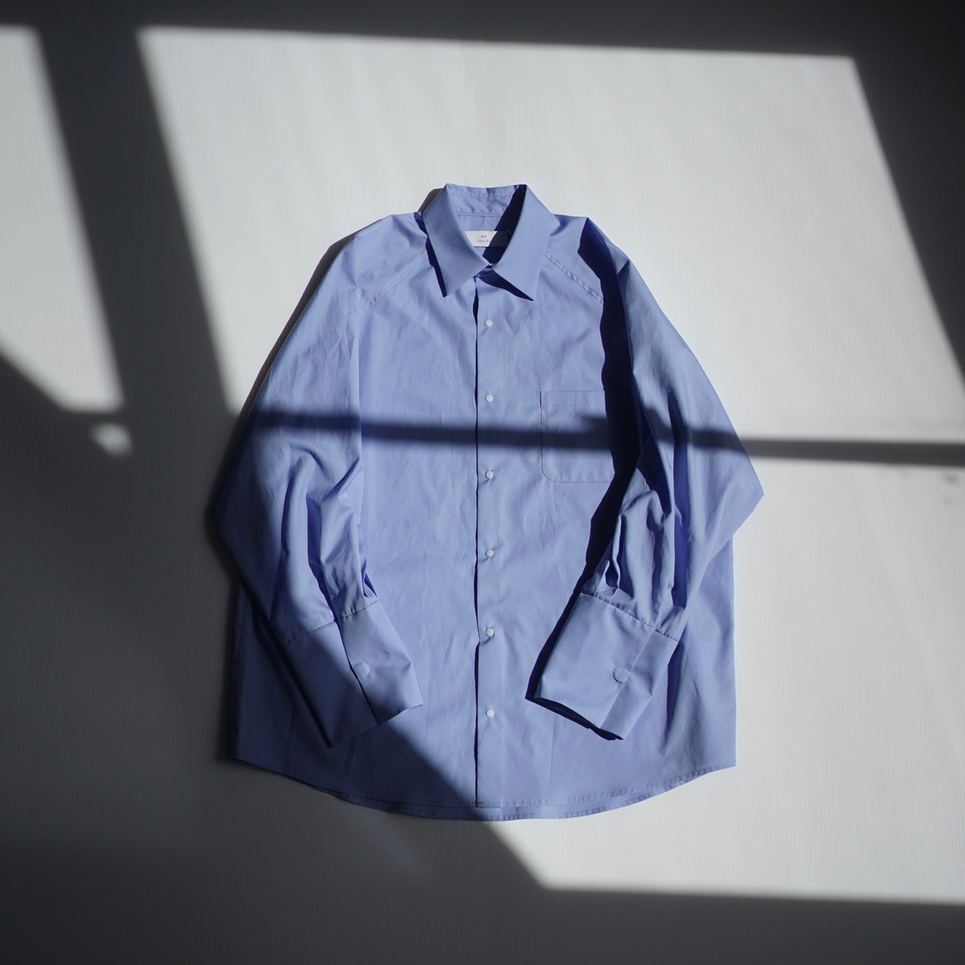 100/2 cotton broad raglan sleeve shirt