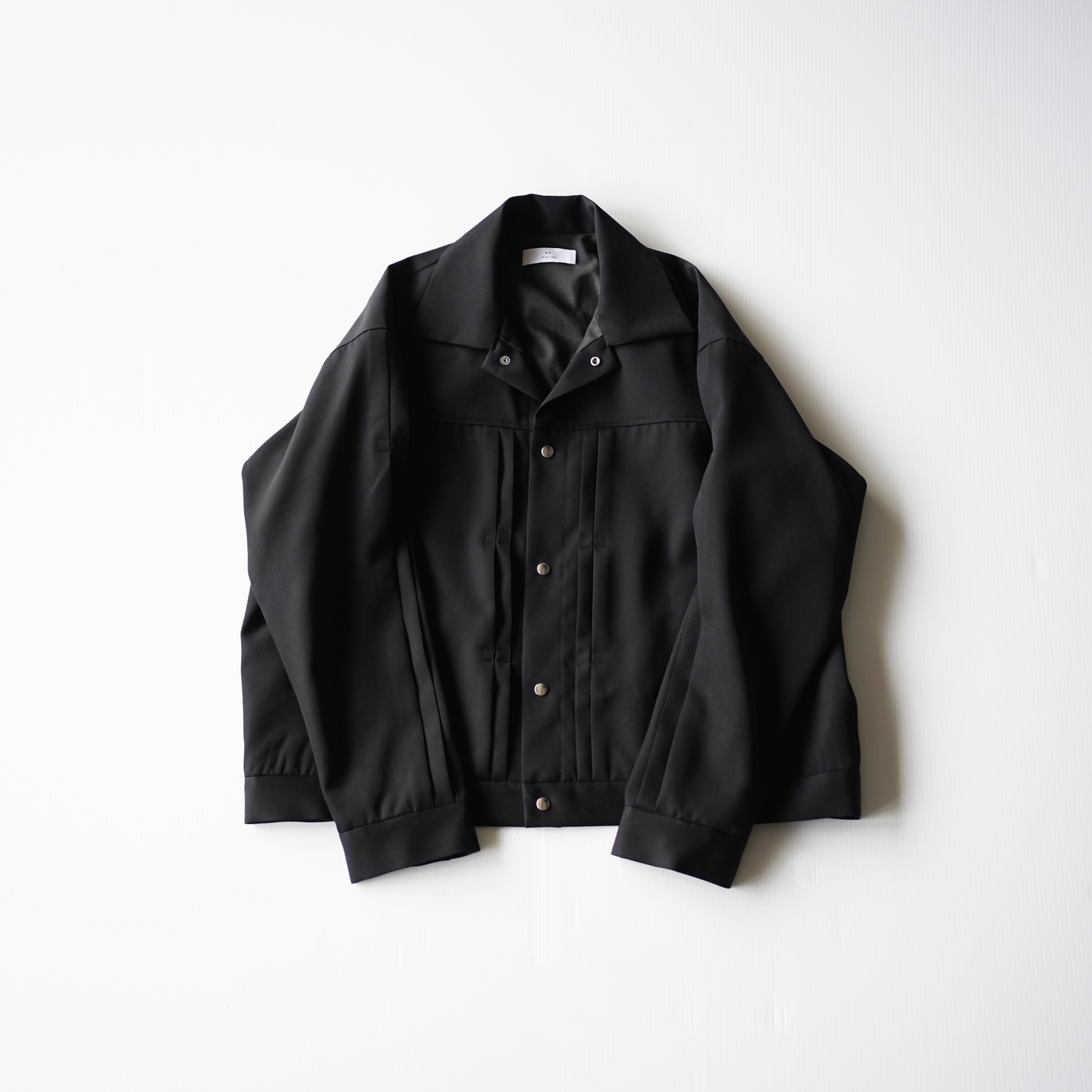 High density wool gabardine pleated jacket – itochi 公式 High density wool gabardine pleated jacket – itochi 公式