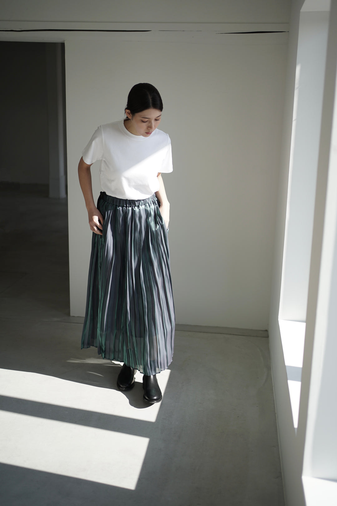 Aurora cloth double side pleated skirt – itochi 公式オンラインストア