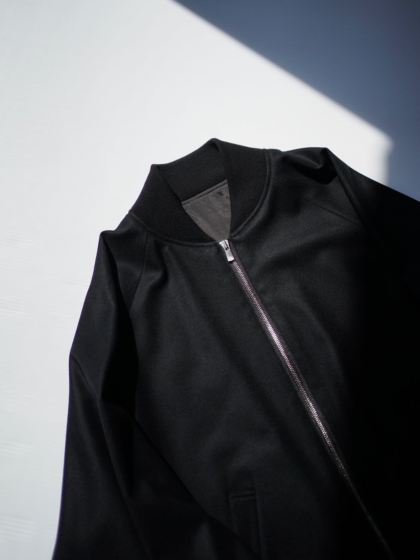 Float furano minimalistic bomber jacket