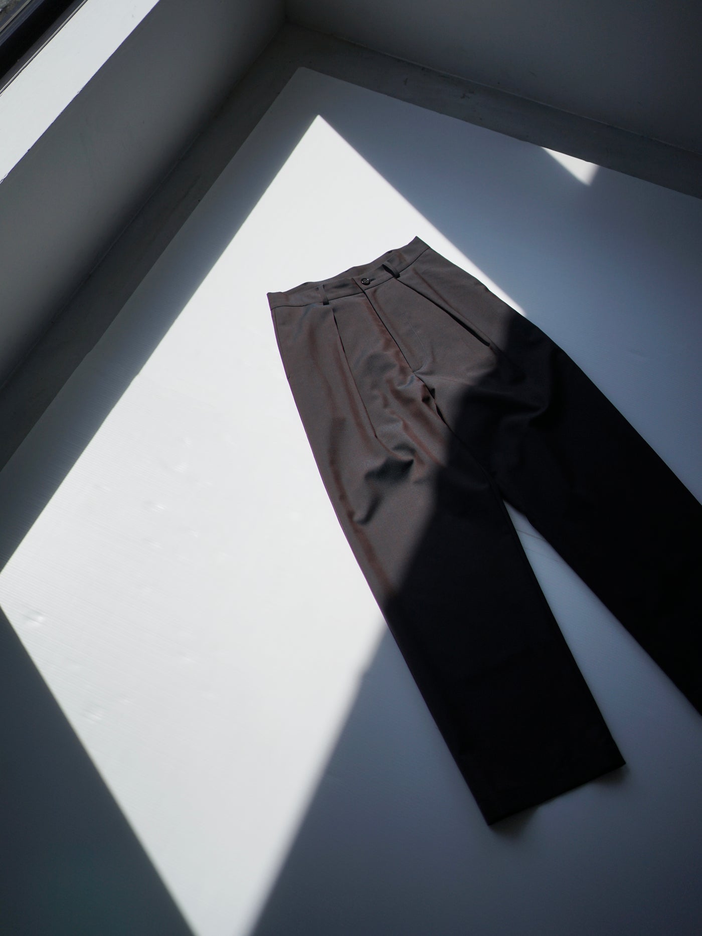 Wool & Kid mohair Tropical tuck slacks