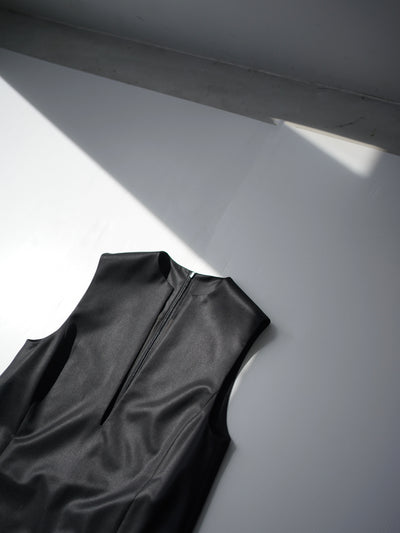 [Pre-order] shuttle loom fabric keyneck jumper skirt