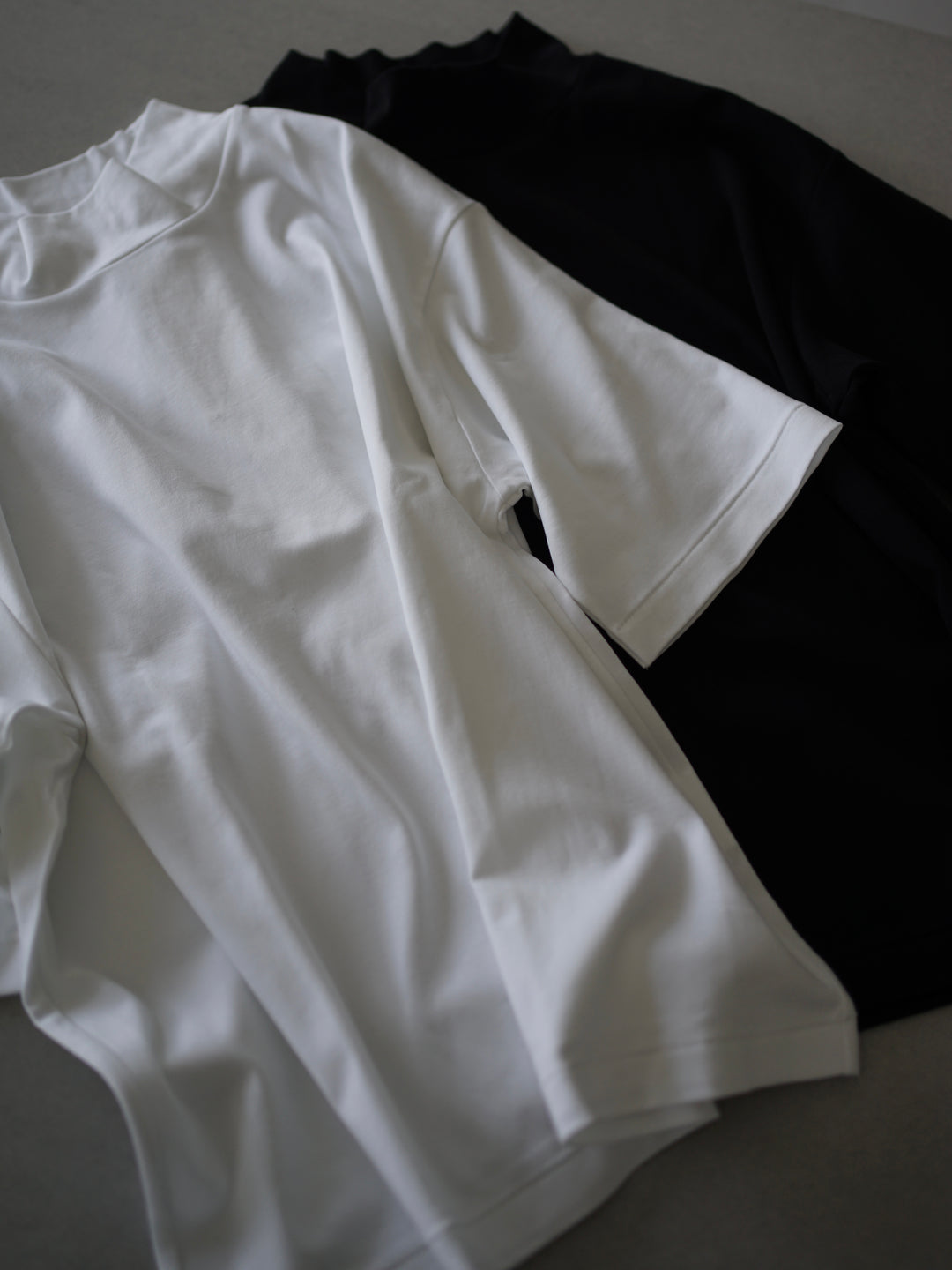 Suvin cotton smooth mock neck half sleeves pullover shirt – itochi