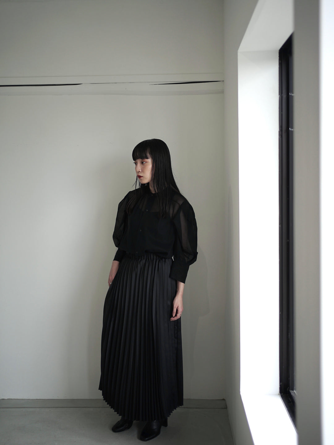 Polyester twill half way accordion pleated skirt – itochi