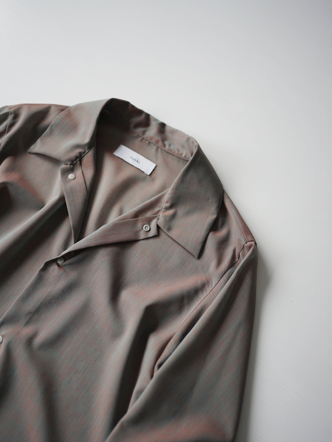 Pre-order] Sheer wool voile simple shirt / sax × orange – itochi