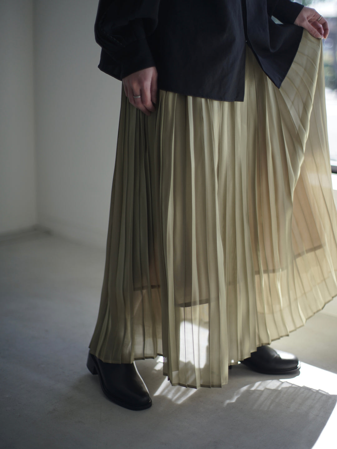 Aurora cloth double side pleated skirt – itochi 公式オンラインストア