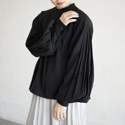 pleated sleeve blouse 2.1.0